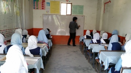 طالبان به بازگشایی صدها مدرسه ابتدایی در افغانستان رضایت دادند