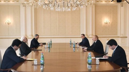 Zarif në Baku: Irani i gatshëm të ndihmojë në vendosjen e paqes dhe sigurisë në Kaukaz