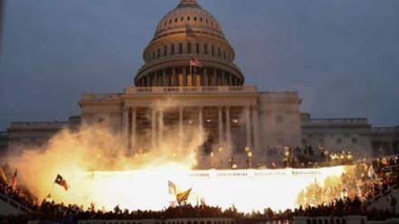 (VIDEO) Il vero volto della 'democrazia americana'
