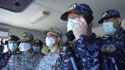 伊朗“海上实力99”的海军演习开始