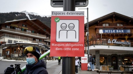 仏で、２５００人がコロナ規制に違反し新年パーティー参加　警察に投石も　