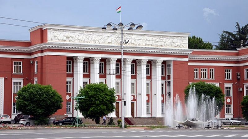 اعضای پارلمان تاجیکستان به مدت 5 سال انتخاب می‌شوند