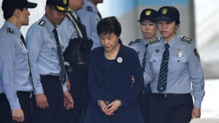 韩国前总统被判入狱