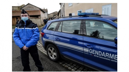 Francia, bilancio da incubo a Capodanno: oltre 800 automobili date alle fiamme
