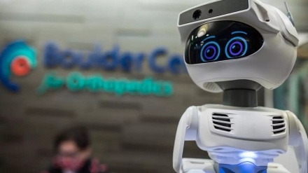 Pandemic's robot 'heroes' highlight their value at tech show