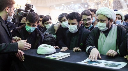 Tasyi' Jenazah Ayatullah Misbah Yazdi di Tehran (1)