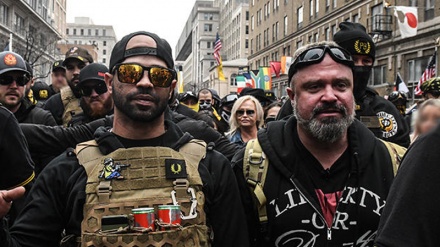 Arrestohet lideri i grupit të ekstremit të djathtë me akuzë të sulmit kundër Kongresit Amerikan