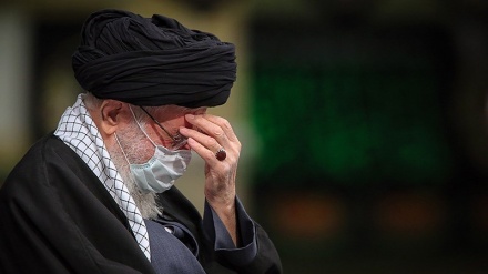 İmom Xomeyni(r) Huseyniyyədə Həzrəte Zəhro(s) şəhodəti şəvi əzodorətiyon