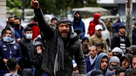 黎巴嫩人游行示威； 民生凋敝与政治斗争的捆绑