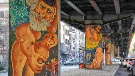 テヘランの高架下にイランの英雄たちが出現