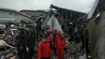 インドネシア地震の犠牲者数が増加