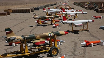 ईरानी सेना का सबसे बड़ा यूएवी ड्रोन विमानों का अभ्यास आरंभ + वीडियो