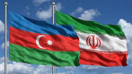  سفرظریف به باکو؛ تاکید بر توسعه روابط دو جانبه و منطقه ای 