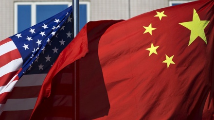 Cina si congratula con Biden ma sanziona ex funzionari di Trump 