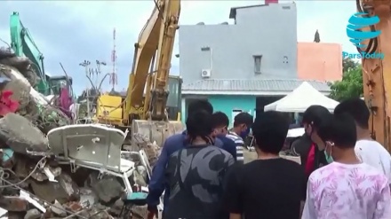 Gempa di Sulbar, Gadis Cilik Ini Tertimpa Reruntuhan Bangunan