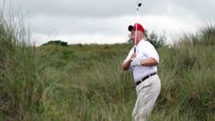 USA 2020: Trump giocherà a golf nel giorno del giuramento
