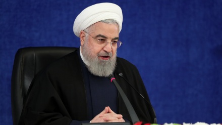 Ruhani: Ata të cilët me arrogancë pretendonin se do ta gjunjëzojnë Iranin, u rrëzuan me poshtërim