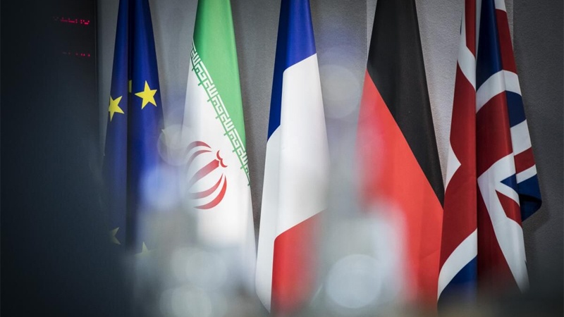 توسعه صلح‌آمیز صنعت هسته‌ای ایران با برجام و بدون برجام
