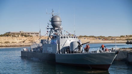 Inilah Kapal Perusak Zereh Buatan Iran (2)