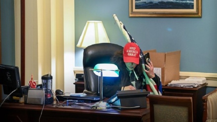 कांग्रेस से ग़ायब हुआ अहम लैपटॉप, राष्ट्रीय सुरक्षा से जुड़ी अहम जानकारियां थीं उसमें, हमलावरों की और भी करतूतें सामने आईं...