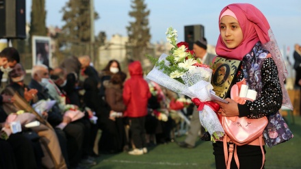 Haul Syahid Soleimani di Hama, Suriah (2)