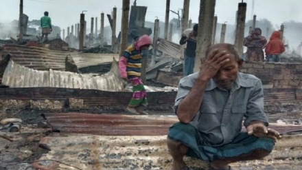 Kamp Pengungsi Rohingya di Bangladesh Dilalap Api
