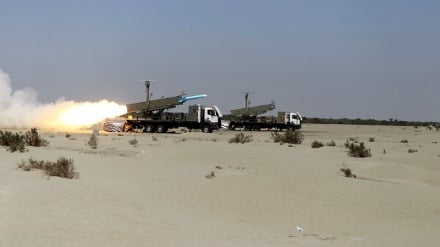 Zarif reacts to US B-52s: We do not shy away from crushing aggressors