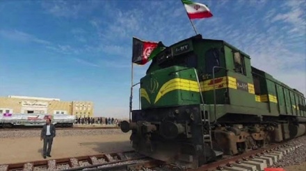 راه اندازی نخستین قطار مسافری افغانستان به مقصد ایران 