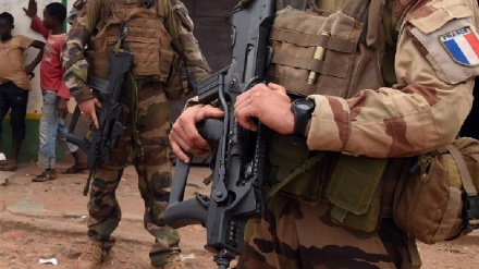 ארגון המזוהה עם אל-קאעידה לקח אחריות על הרג שני חיילים צרפתים במאלי