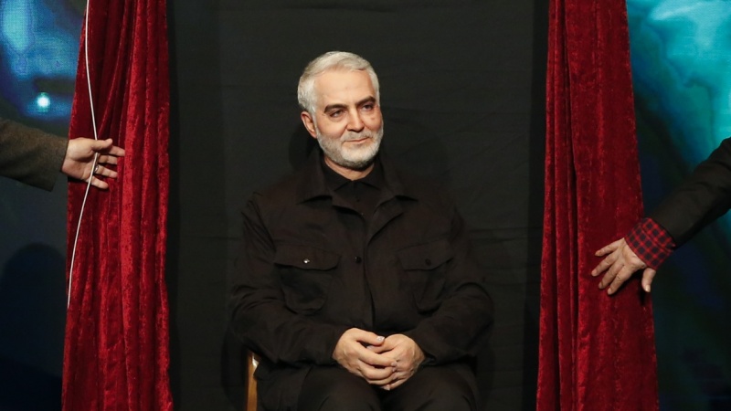(FOTO) Tehran, inaugurata statua deldicata al martire Soleimani