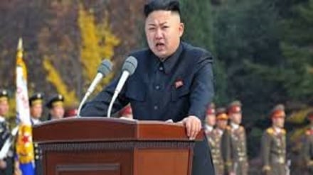 Corea del Nord, Kim: 'Completato piano per avere sottomarino nucleare'