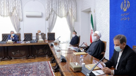 Ruhani: Fundi i qeverisë së Trump tregoi se arroganca nuk ka përfundim të mirë