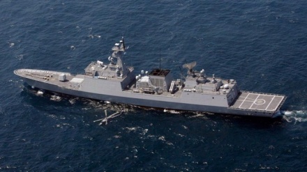 South Korea moves warship from key strait to mollify Iran: Yonhap