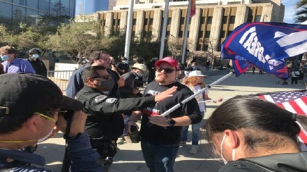 LAPD clash with Trump supporters