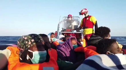 Migranti, in quarantena equipaggio Open Arms