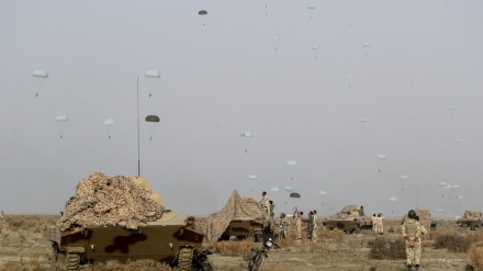 Manuver Eghtedar-99 AD Militer Iran di Pantai Makran (2)