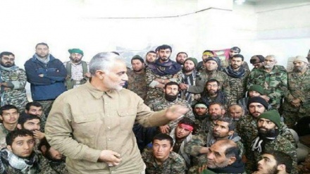 Soleimani ai combattenti della Resistenza: 'vi spiego perche' Dio vi ha donato la vittoria'