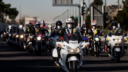 (FOTO) Decade di Fajr, parata di polizia in moto - 2