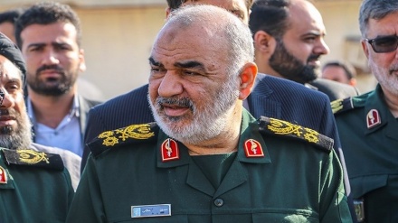 Detonating aircraft carriers with ballistic missiles a main strategy: IRGC chief