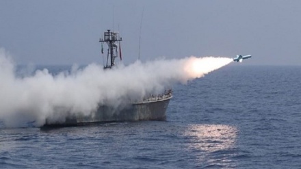 שיגור טילי קרוז ימיים בתמרוני חיל הים 99