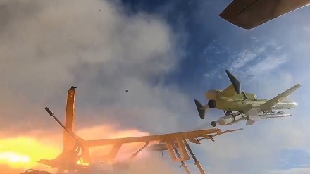 Drone AD Militer Iran Identifikasi Kapal Asing di Area Latihan 