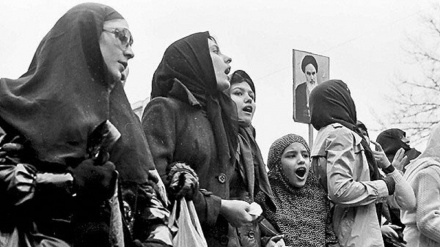 Women, pioneers of the Islamic Revolution