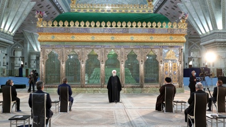 Ruhani: Imam Khomejni (ra) manifestoi kapitalin shoqëror para të gjithë botës