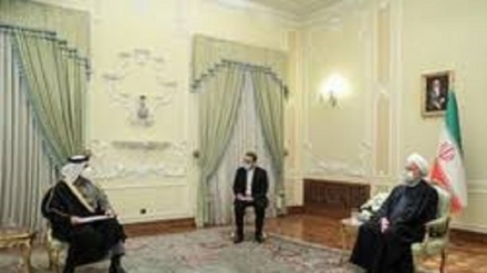 Rouhani: La sicurezza e la pace sono garantite con paesi regionali