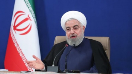 イラン大統領が、同国の非石油製品輸出拡大の必要性を強調
