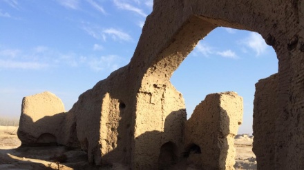  بازسازی اماکن تاریخی ولایت های بلخ و غزنی 