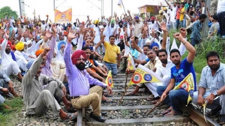 केंद्र और यूपी सरकार लखीमपुर के दोषियों को बचाने में लगी हैः किसान मोर्चा