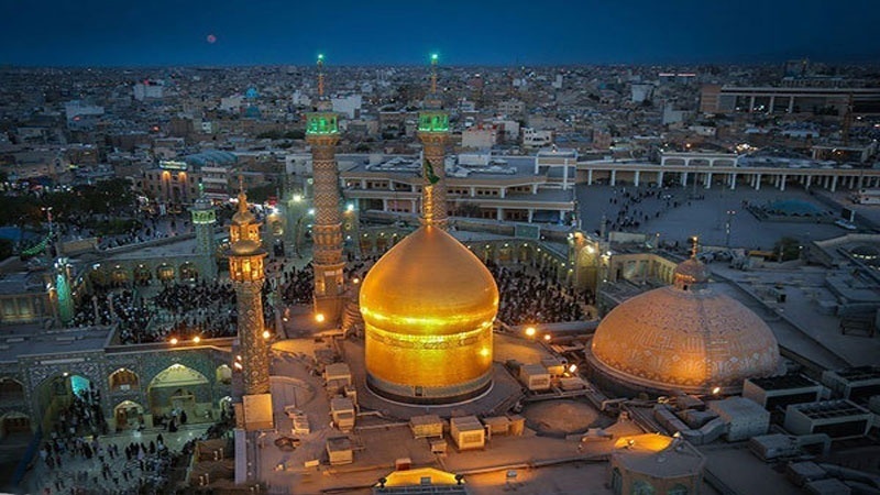 テヘラン南方の聖地ゴムにあるマアスーメ聖廟