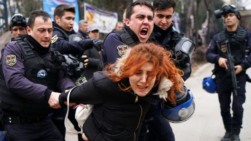 トルコ・イスタンブールでの159人の逮捕