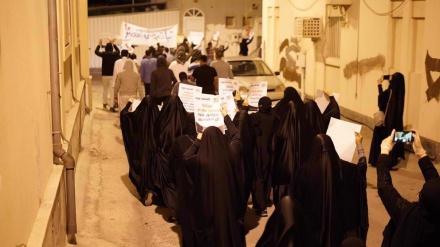 Bahrain uprising anniversary: Protesters rally against Aal-e Khalifah regime